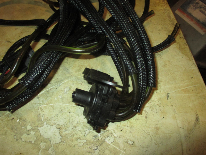 Evinrude Etec 175hp 2 Stroke outboard Oil Injector and Hoses (5007744)