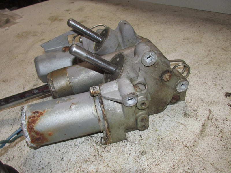 Evinrude 70hp 2 Stroke Outboard Tilt trim unit (328718)