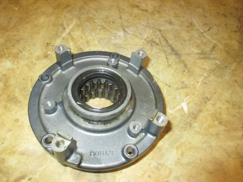 Yamaha 150hp OX66 2 stroke outboard upper bearing carrier (67H-00) (67H-15163)
