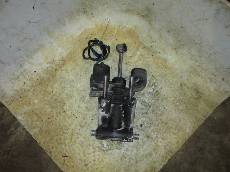 Johnson GT 200hp 2 Stroke Outboard Tilt trim unit
