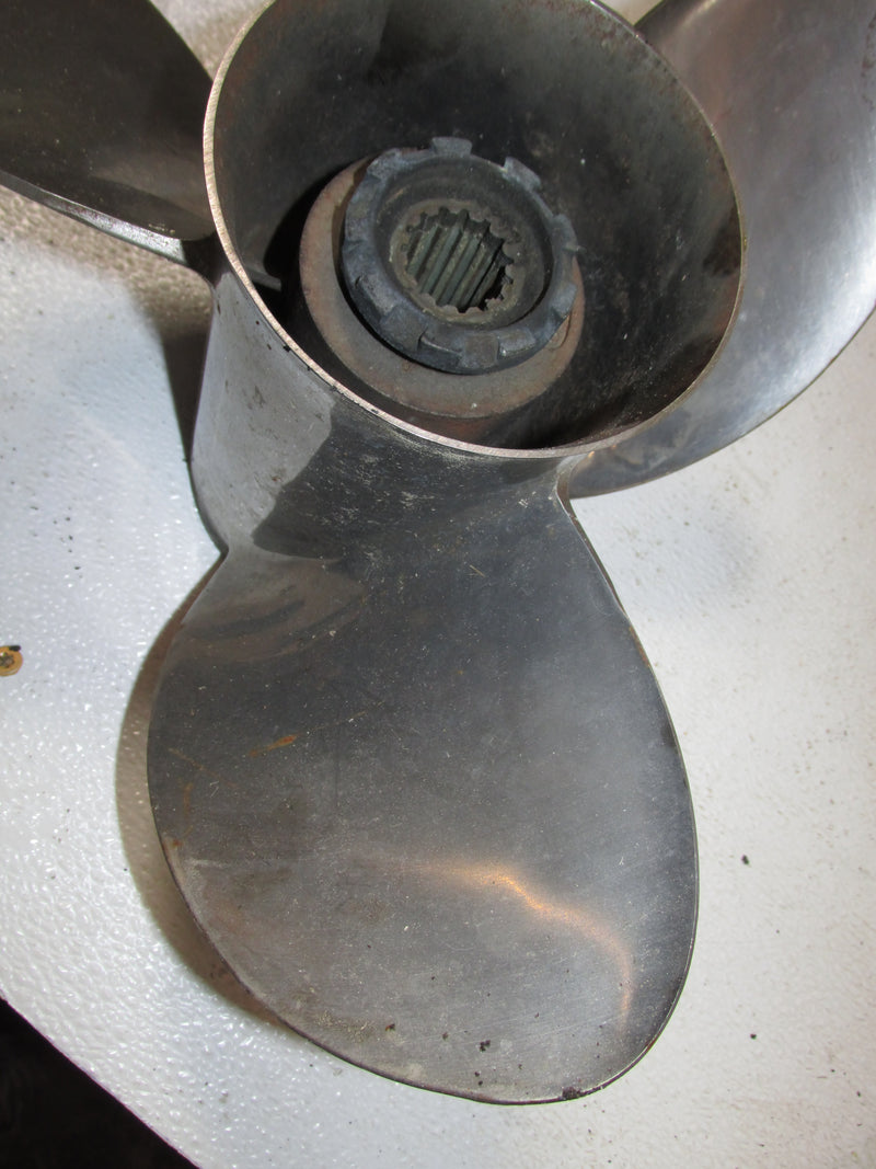Mercury Mariner 115hp 2 Stroke Outboard Stainless Vengeance Propeller 18P