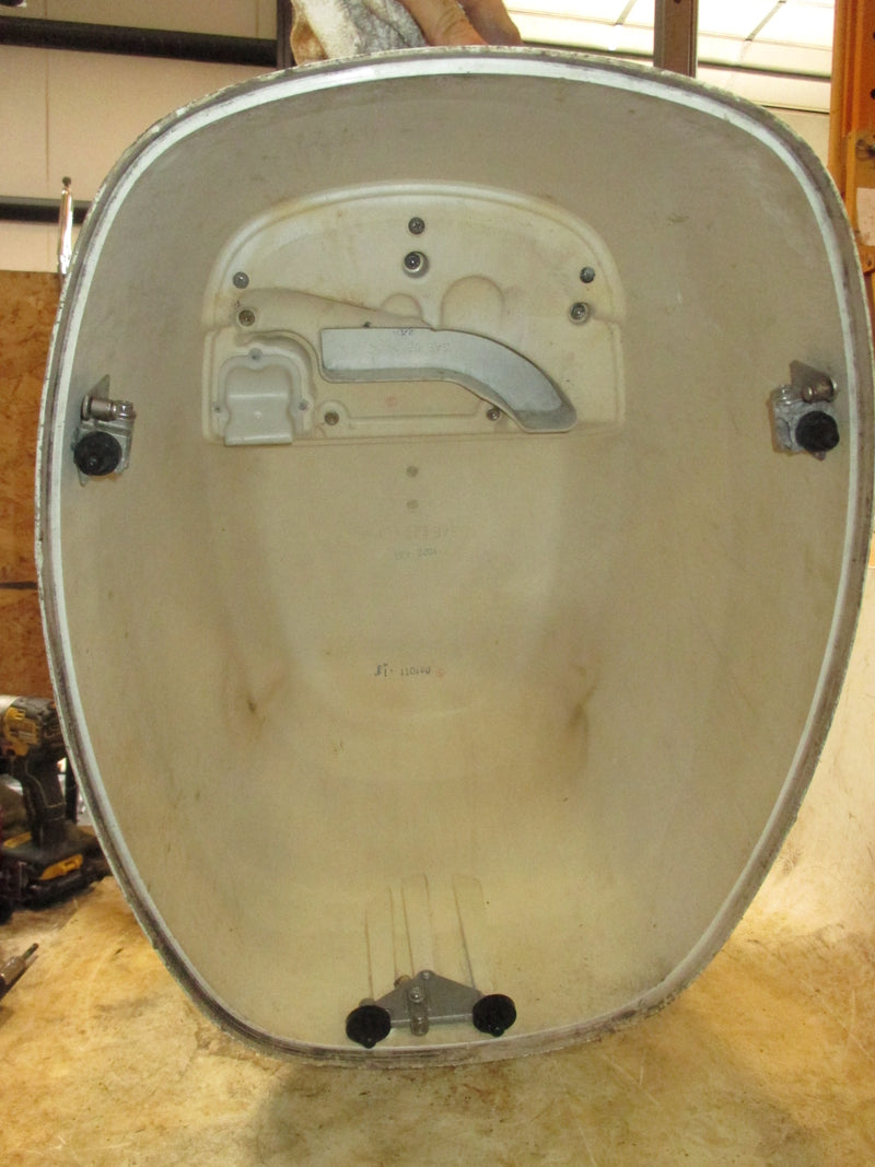 Johnson/Suzuki 115hp 4 stroke outboard top cowling