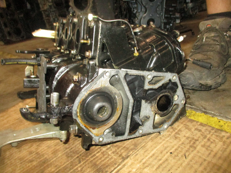 Evinrude 35hp 2 stroke outboard crankcase powerhead