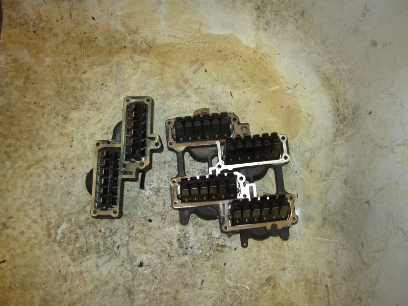 Johnson GT 200hp 2 Stroke Outboard Intake manifold and reeds (332264-332243-2)