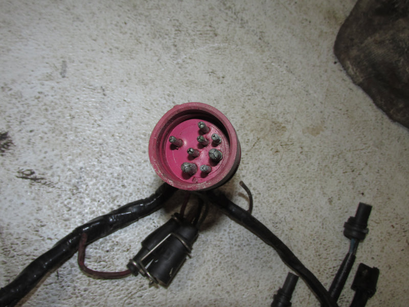 Evinrude 70hp 2 Stroke Outboard Engine wiring harness/Junction box (583107)