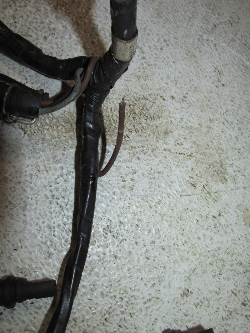 Evinrude 70hp 2 Stroke Outboard Engine wiring harness/Junction box (583107)
