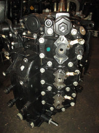 Load image into Gallery viewer, Evinrude Etec 175hp 2 Stroke outboard Crankcase Powerhead
