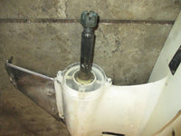 Load image into Gallery viewer, Johnson/Suzuki 115hp 4 stroke outboard 25 inch lower unit
