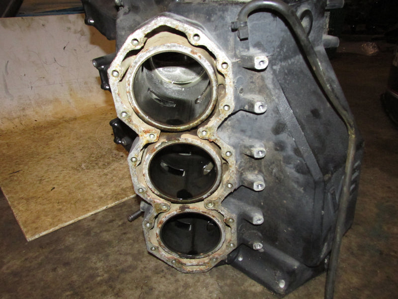 Johnson GT 200hp 2 Stroke Outboard Crankcase block
