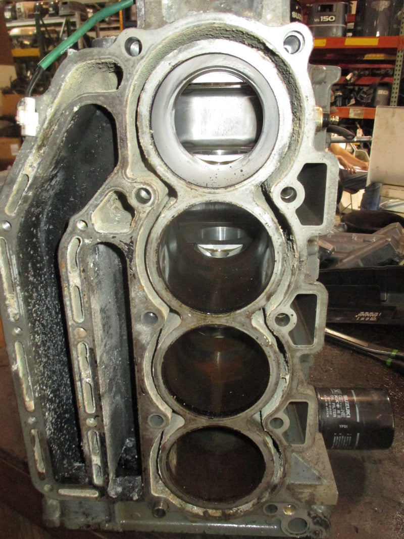 Johnson/Suzuki 115hp 4 stroke outboard crankcase block