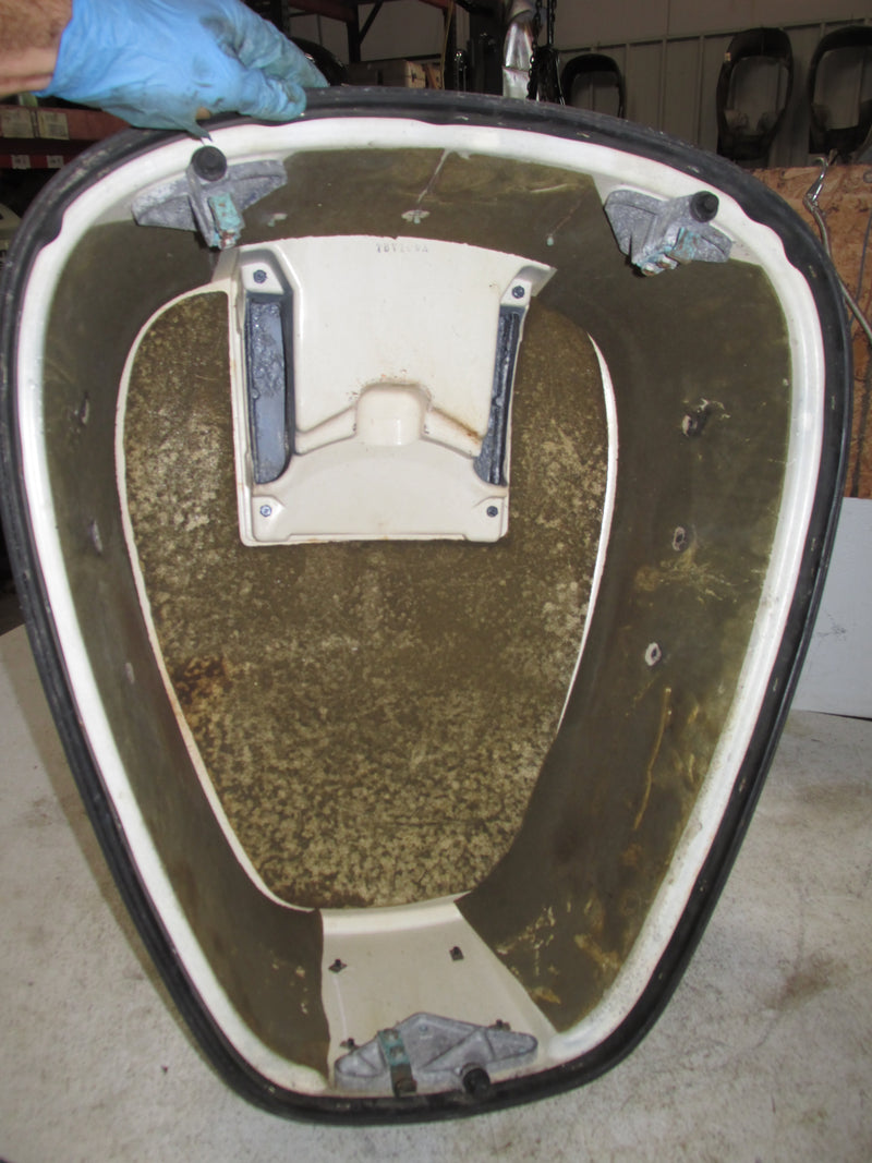 Yamaha 115hp 2 Stroke Outboard Top cowling