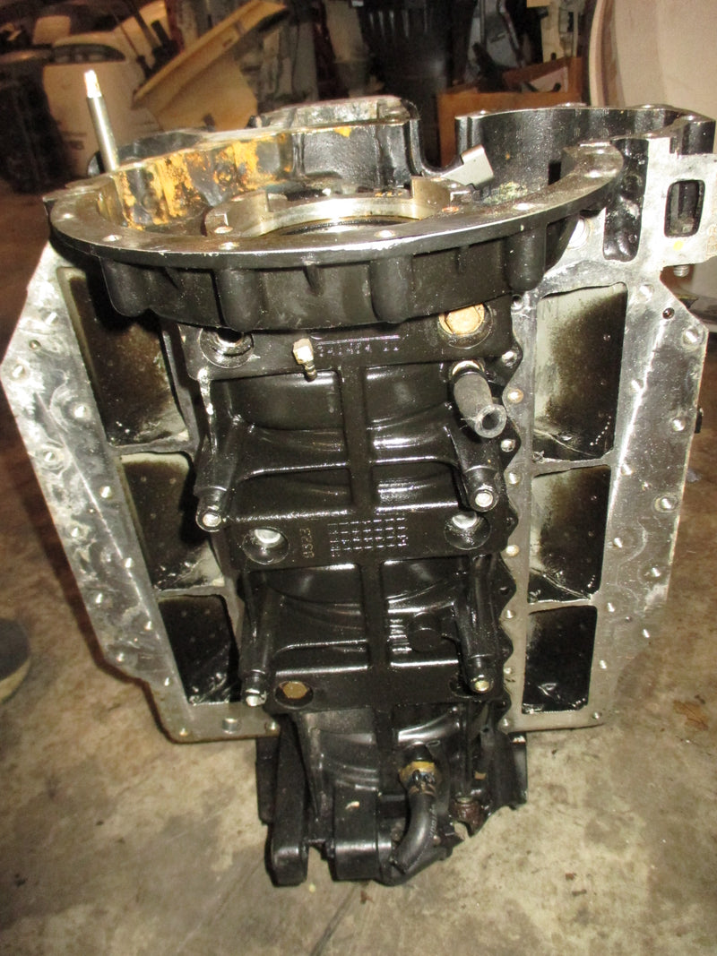 Johnson 150hp 60 Degree 2 stroke outboard Crankcase Block