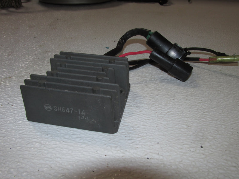 Yamaha 150hp VMAX 2 Stroke Outboard Rectifier Regulator (6R3-81960-10-00)