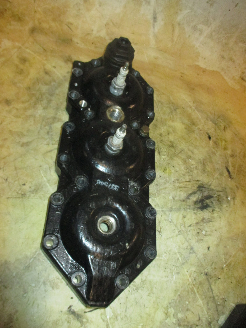 Johnson 150hp 60 Degree 2 stroke outboard Cylinder Head (337548)