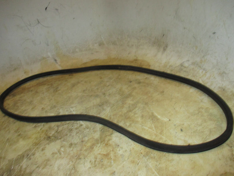 Johnson/Suzuki 115hp 4 stroke outboard cowling gromet
