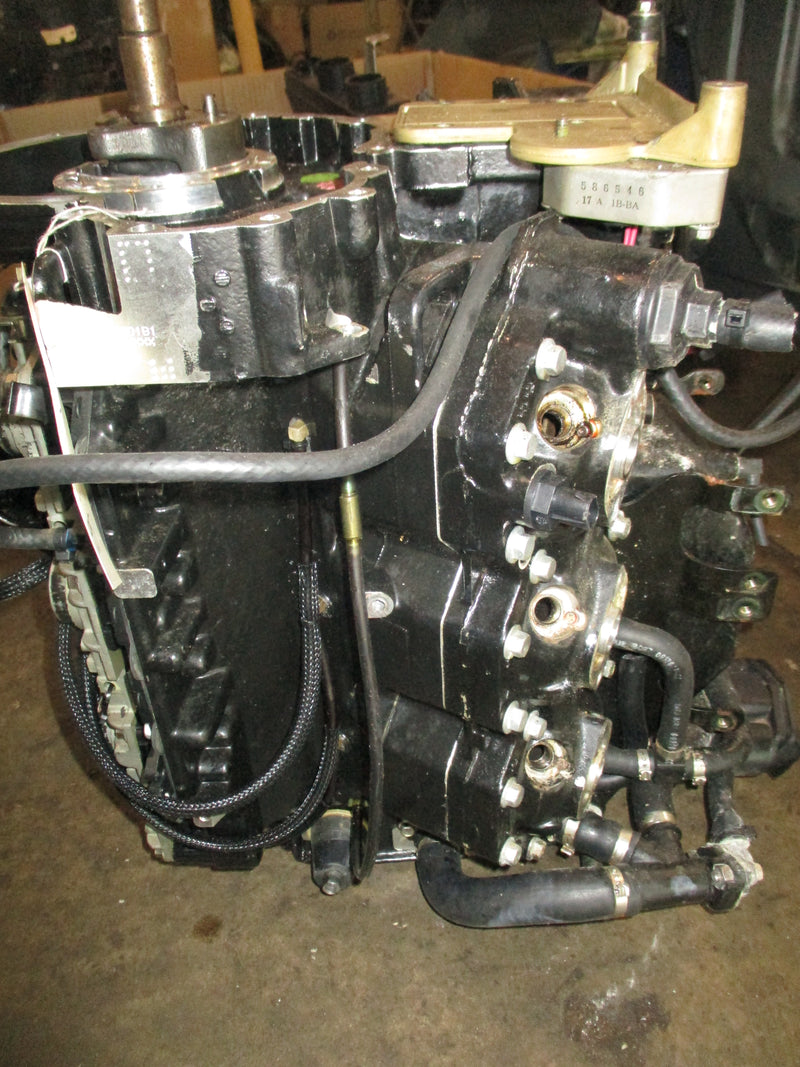 Evinrude Ficht 150hp outboard crankcase powerhead