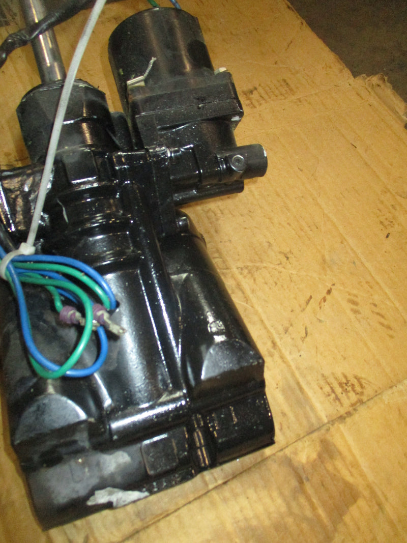 Evinrude Ficht 150hp outboard tilt trim unit