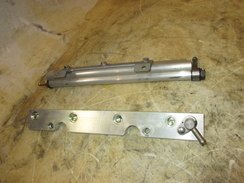 Suzuki DF70A 70hp 4 stroke outboard fuel rail and cooler (15750-87L10)