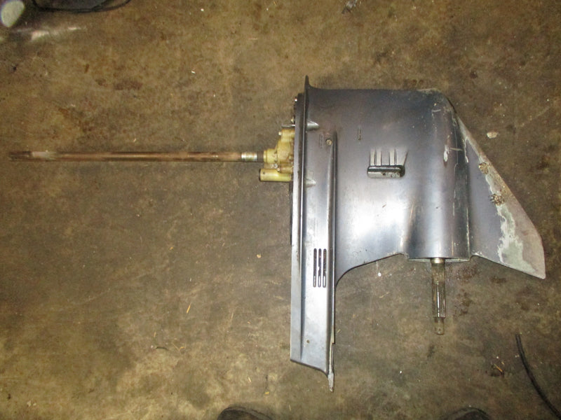 Yamaha SWS 225hp 2 stroke outboard counter rotation lower unit