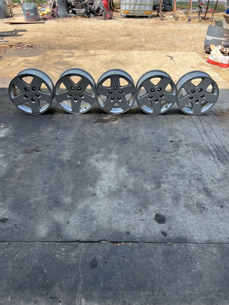 Jeep 5 lug rim set 18" (sizes in photos) SET OF 5