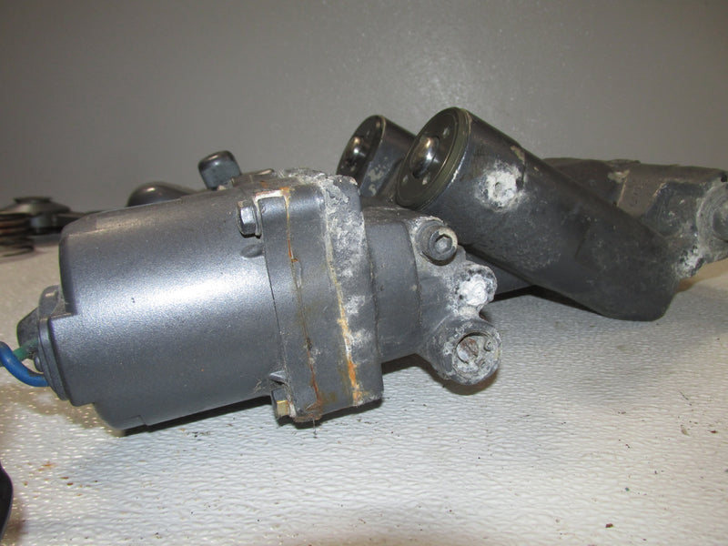 Yamaha 150hp 2 Stroke Outboard Tilt Trim Unit (64E-43800-00-4D)