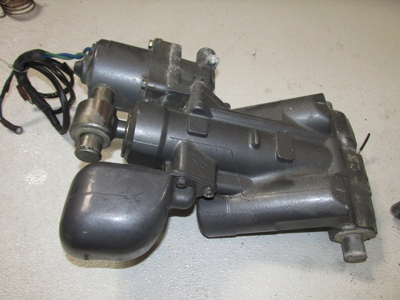 Yamaha 150hp 2 Stroke Outboard Tilt Trim Unit (64E-43800-00-4D)