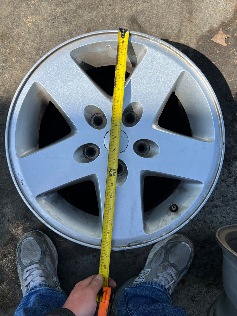Jeep 5 lug rim set 18" (sizes in photos) SET OF 5