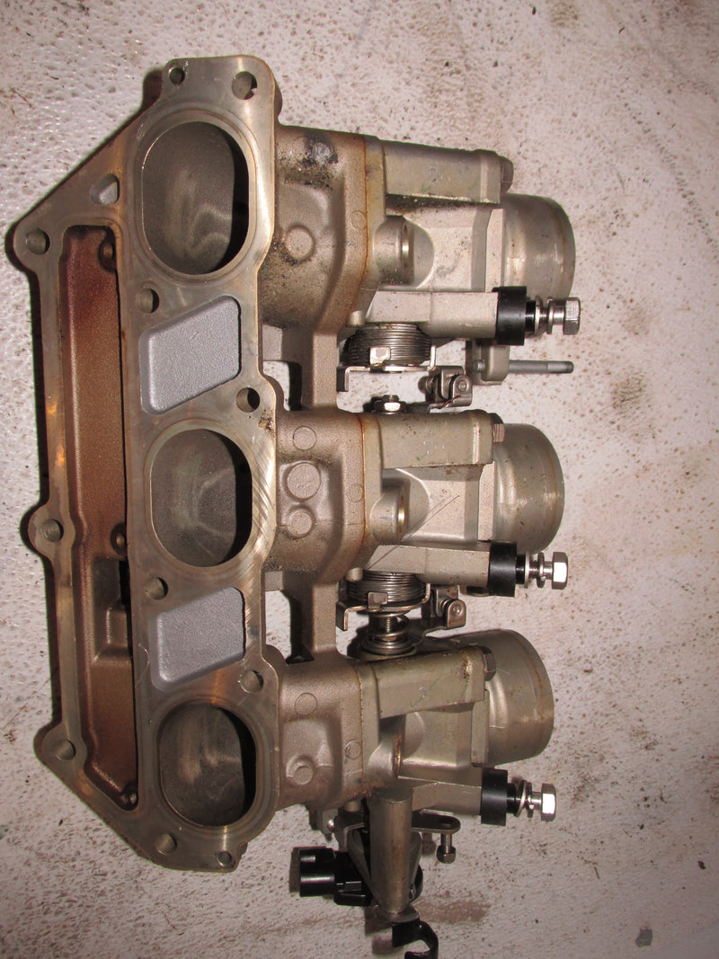 Yamaha 200hp 4 Stroke Outboard Starboard Intake Manifold w/ TPS Sensor
