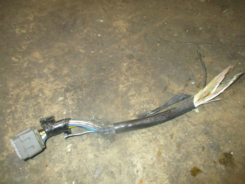 Suzuki outboard gray plug style rigging harness END ONLY