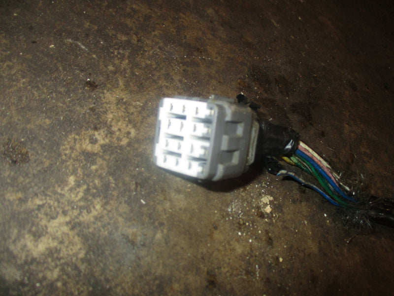 Suzuki outboard gray plug style rigging harness END ONLY