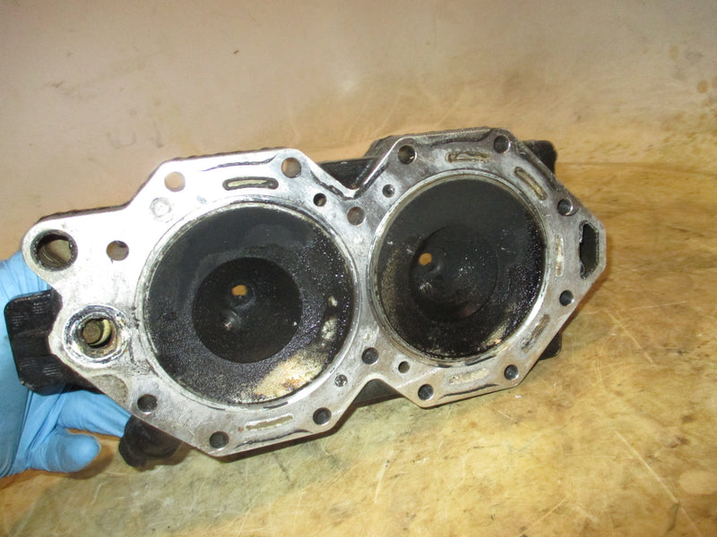 Evinrude Etec 40hp 2 stroke outboard cylinder head (5007479)