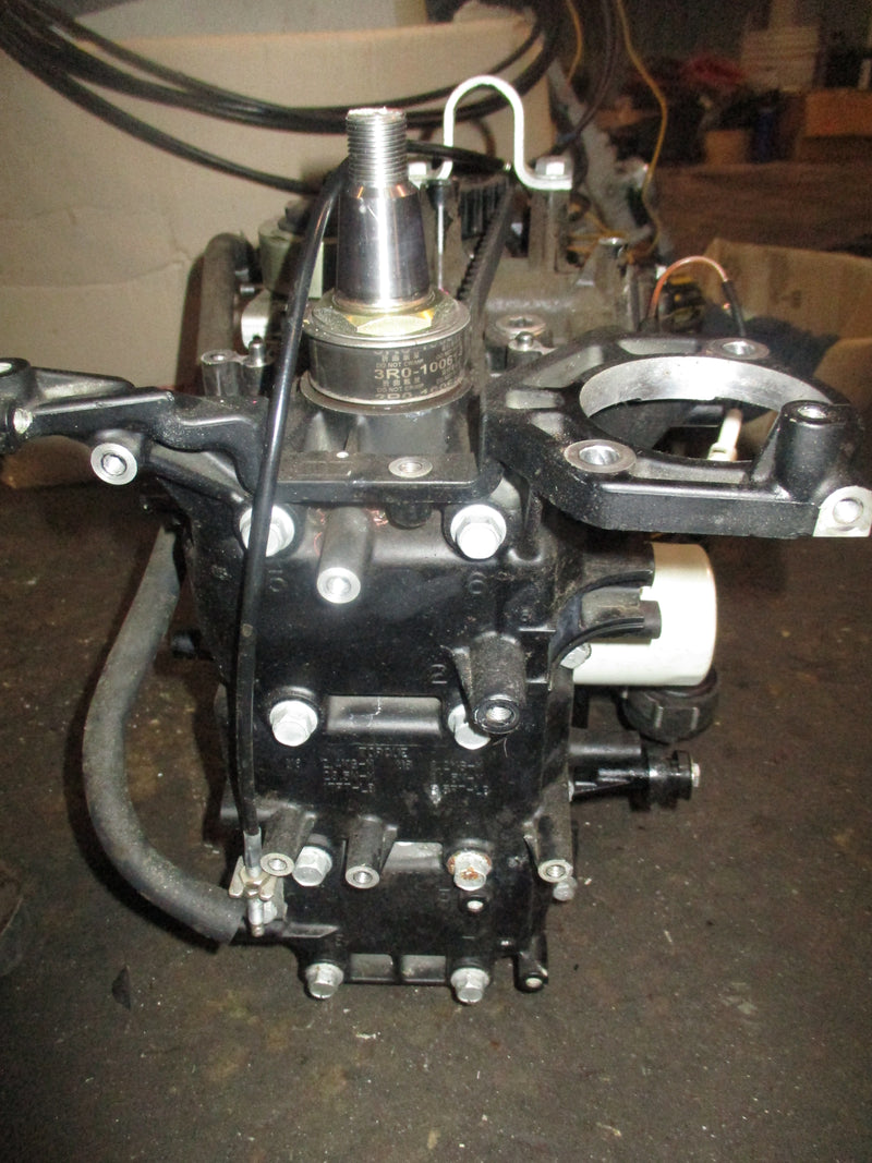 Tohatsu 25hp 4 stroke outboard crankcase powerhead