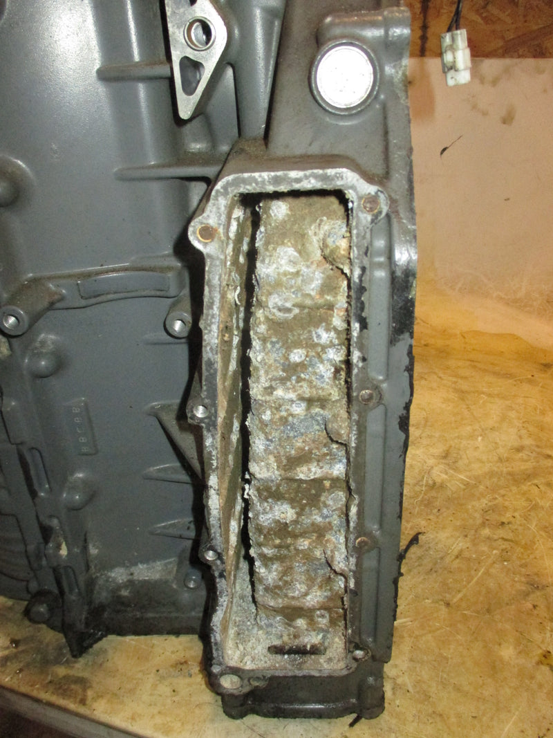 Suzuki DF115 115hp outboard crankcase block SOLD AS IS