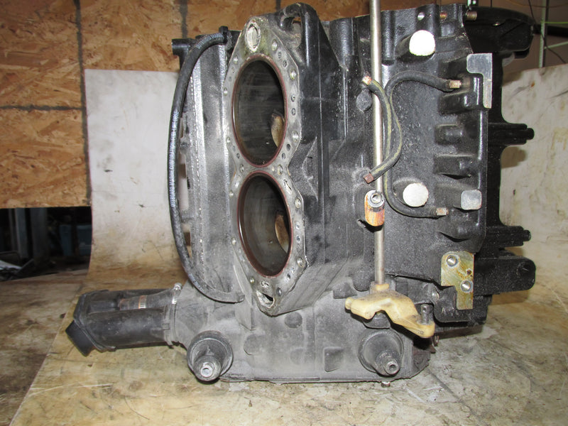 Johnson 115hp 60 Degree 2 Stroke Outboard Crankcase Block