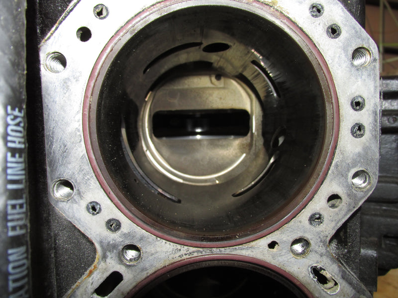 Johnson 115hp 60 Degree 2 Stroke Outboard Crankcase Block
