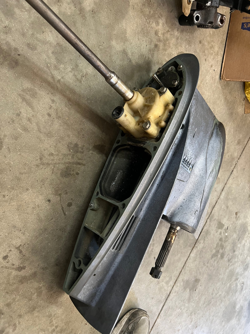 Yamaha 115hp 4 Stroke Outboard 20" lower unit PARTS ONLY