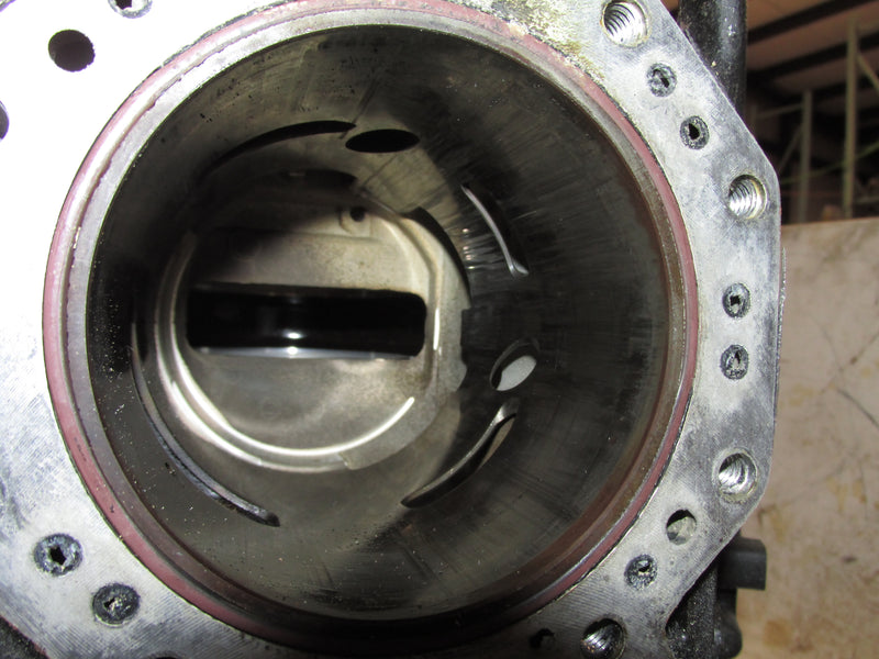 Johnson 115hp 60 Degree 2 Stroke Outboard Crankcase Block