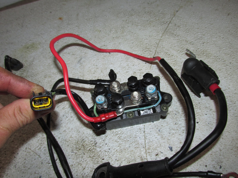 Yamaha 200hp 4 Stroke Outboard Tilt Trim Relay and Switch (69J-81950-11-00)
