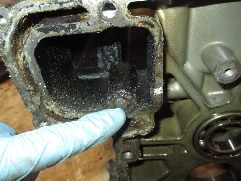 Suzuki DF115 115hp outboard crankcase block SOLD AS IS