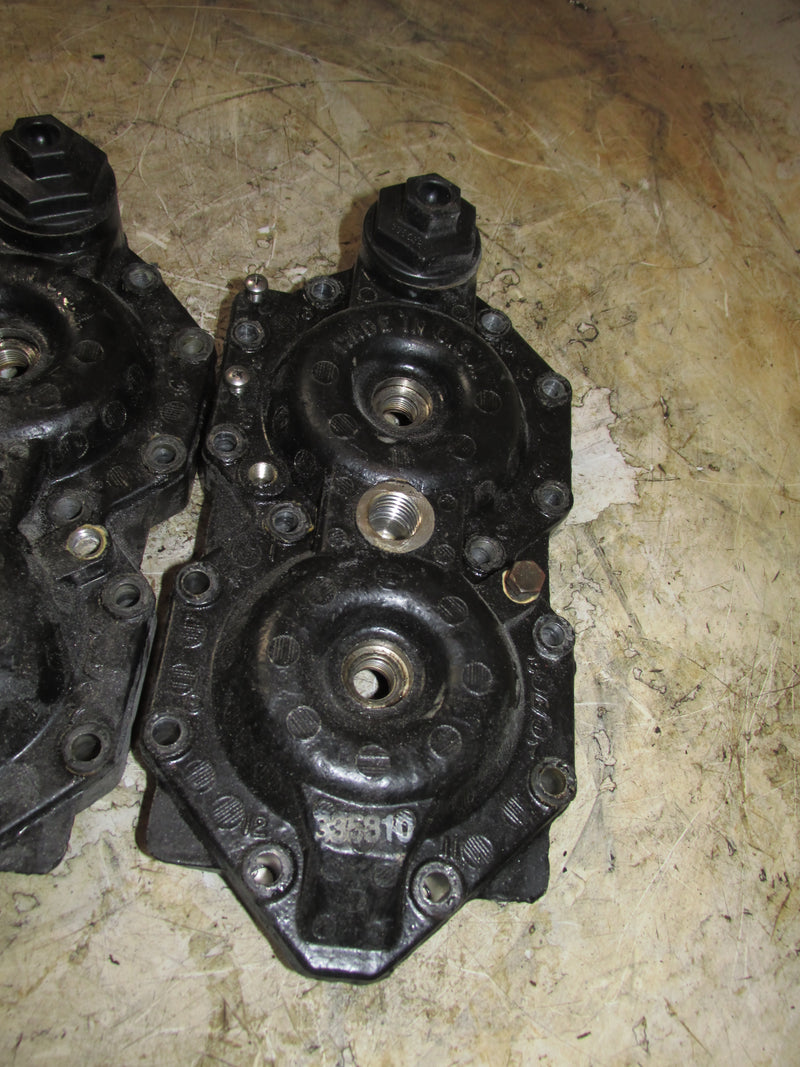 Johnson 115hp 60 Degree 2 Stroke Outboard Cylinder Head Set