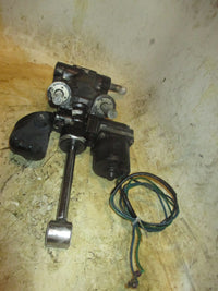 Load image into Gallery viewer, Johnson 90hp 2 stroke outboard Tilt trim unit
