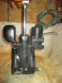 Load image into Gallery viewer, Johnson 90hp 2 stroke outboard Tilt trim unit
