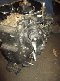 Load image into Gallery viewer, Johnson 90hp 2 Stroke outboard Crankcase Powerhead
