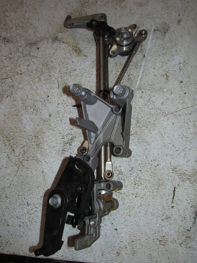 Yamaha 200hp 4 Stroke Outboard Throttle Bracket Set (69J-41661-00-94)