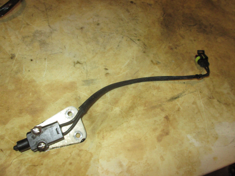 Evinrude Etec 40hp 2 stroke outboard neutral switch (586780)