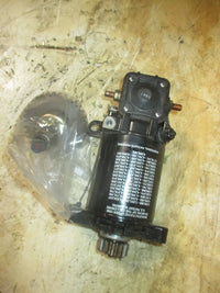 Load image into Gallery viewer, Johnson 90hp 2 Stroke outboard Starter and Bendix (584843)
