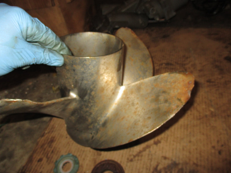 Mercury outboard 4 blade prop R04/14