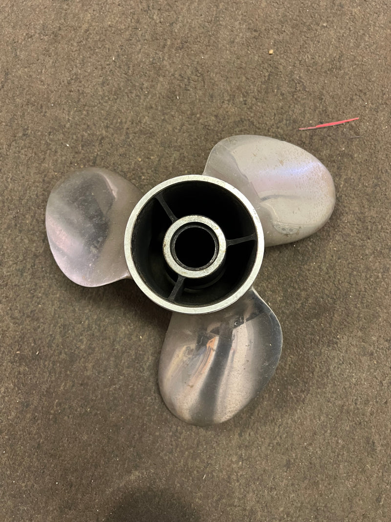 Yamaha 75hp - 130hp outboard stainless propeller 13 1/8 x 14 - K NO HUB