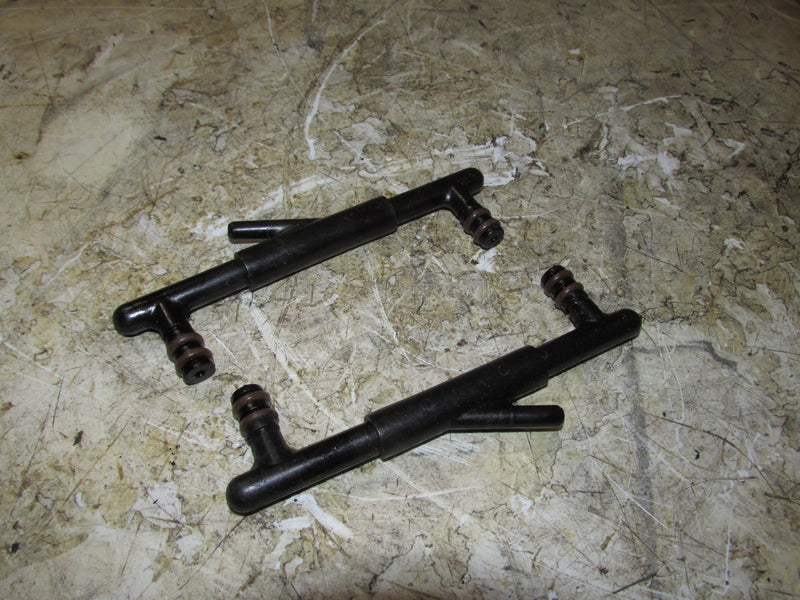 Johnson 115hp 60 Degree 2 Stroke Outboard Fuel Rail Set (433694/436211)