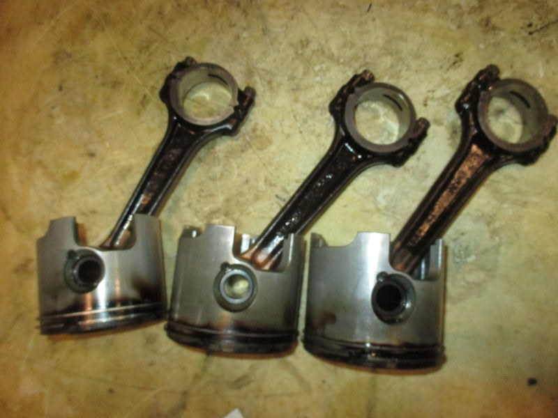 Mercury Optimax 225hp 2 stroke outboard Port Piston and Rod Set of 3